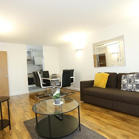 Lovely View 2 Beds 2 Bath Apartment, London Bagian luar foto